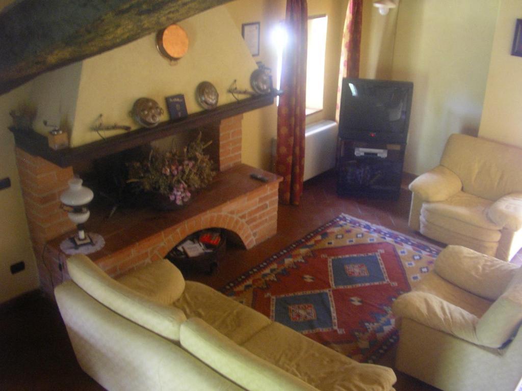 Agriturismo Il Mulino Delle Pile Chiusdino Extérieur photo